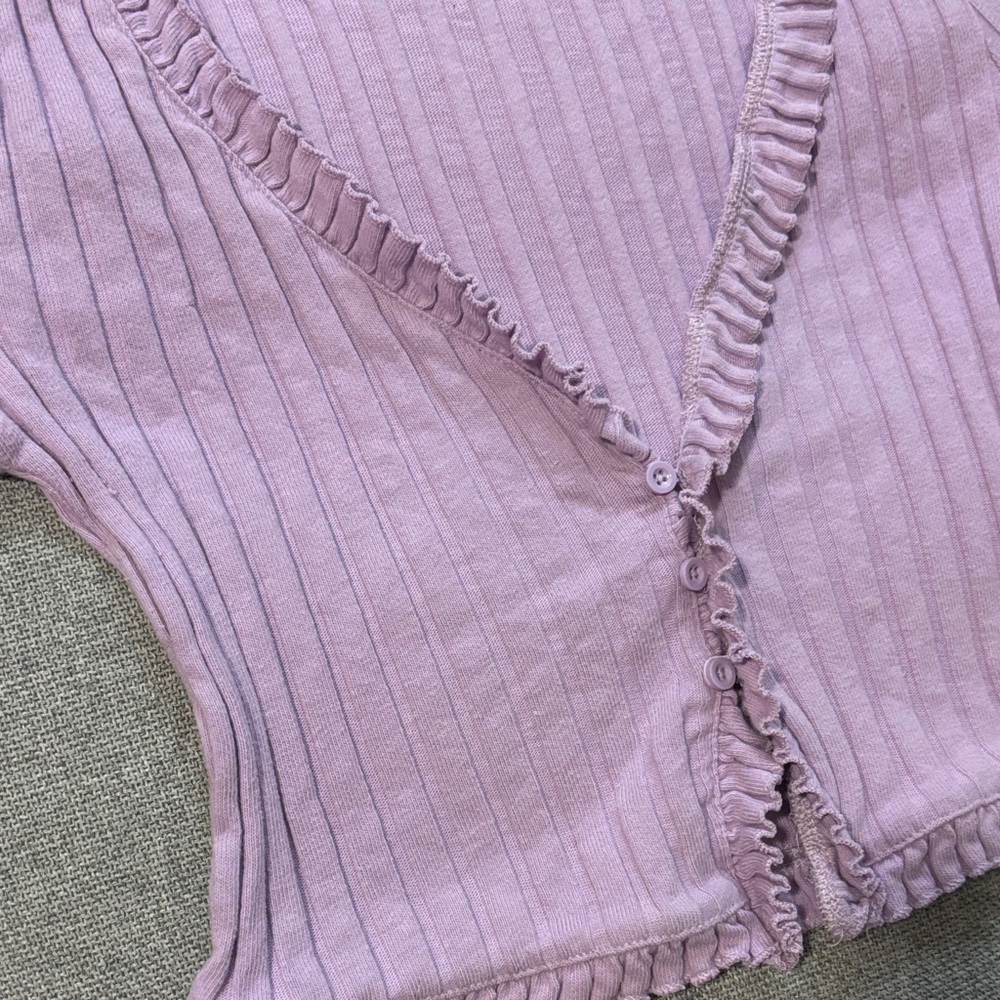 Zara Lavender Ruffled Crop Top - Picture 2 of 3